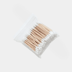 Pack of double-ended cotton swabs with wooden stems and soft white cotton tips in a clear plastic bag.
